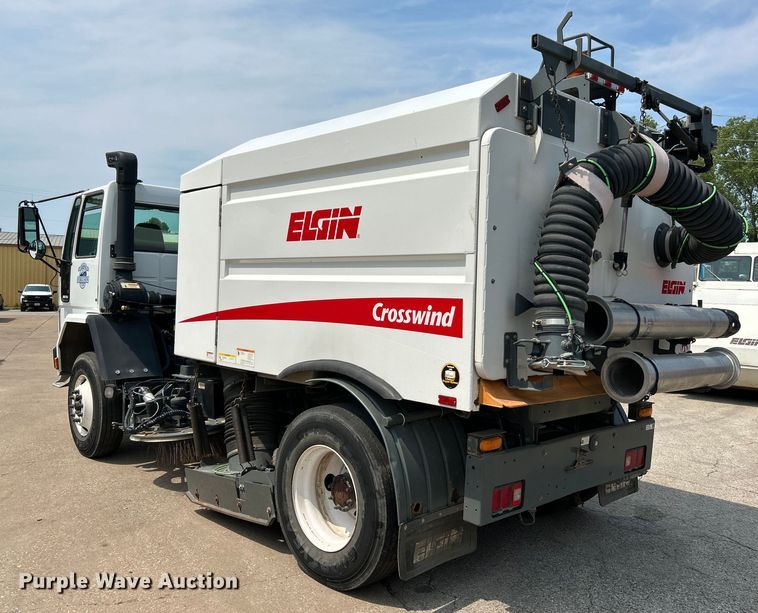 image for item NL9531 2007 Sterling SC8000  street sweeper truck