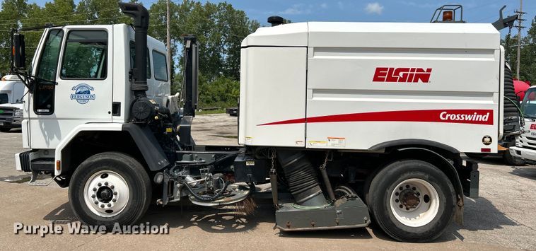 image for item NL9531 2007 Sterling SC8000  street sweeper truck