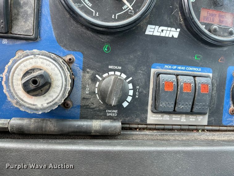 image for item NL9531 2007 Sterling SC8000  street sweeper truck