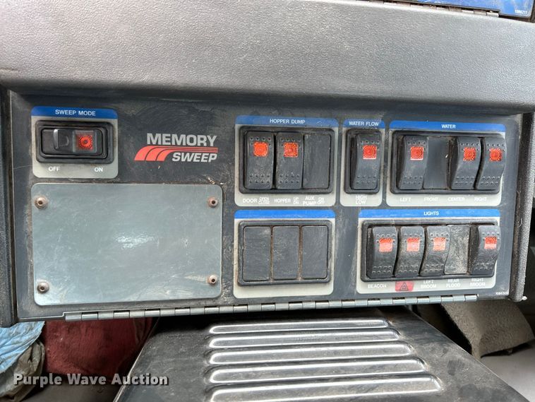 image for item NL9531 2007 Sterling SC8000  street sweeper truck