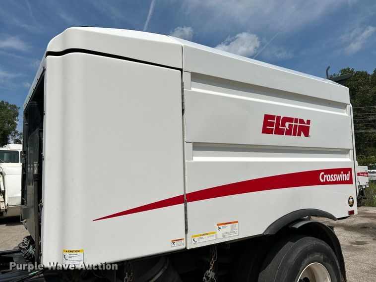 image for item NL9531 2007 Sterling SC8000  street sweeper truck