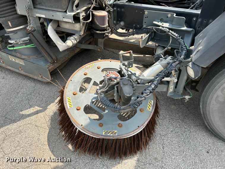 image for item NL9531 2007 Sterling SC8000  street sweeper truck