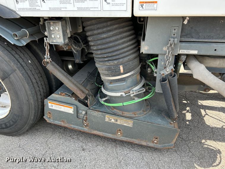 image for item NL9531 2007 Sterling SC8000  street sweeper truck