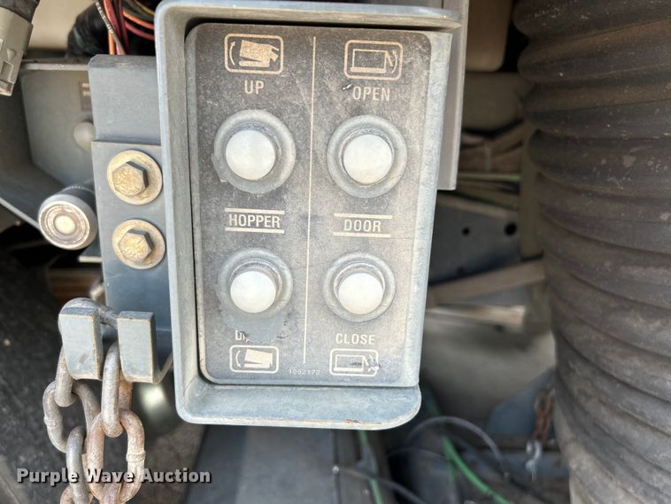 image for item NL9531 2007 Sterling SC8000  street sweeper truck