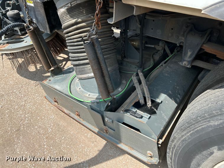 image for item NL9531 2007 Sterling SC8000  street sweeper truck