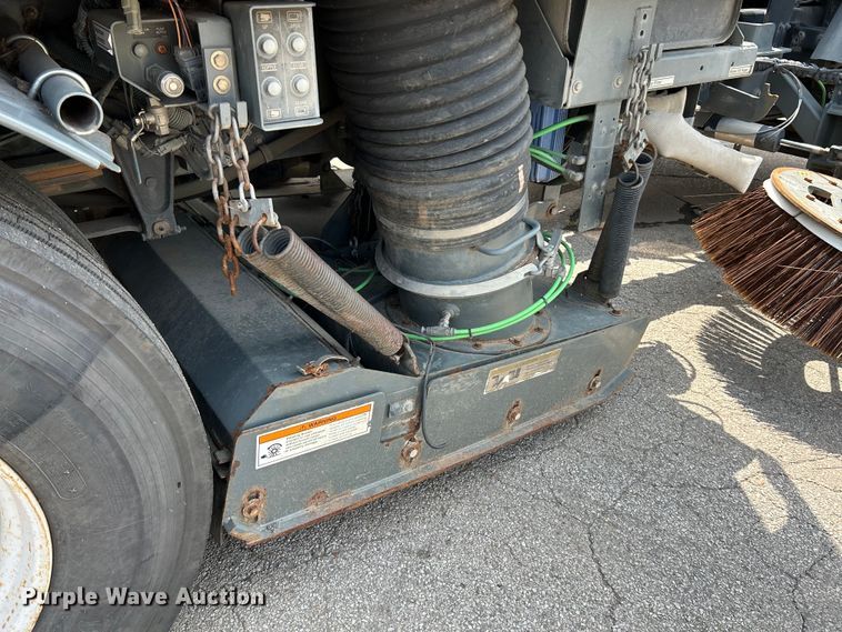 image for item NL9531 2007 Sterling SC8000  street sweeper truck