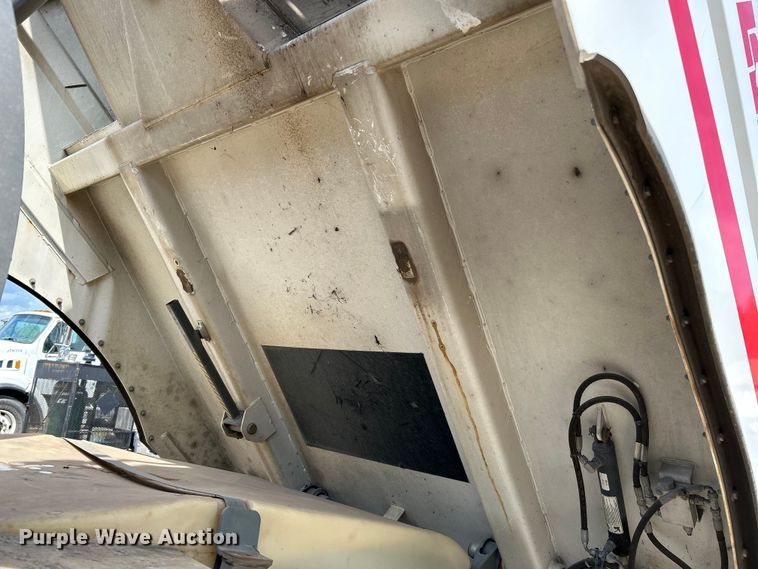 image for item NL9531 2007 Sterling SC8000  street sweeper truck