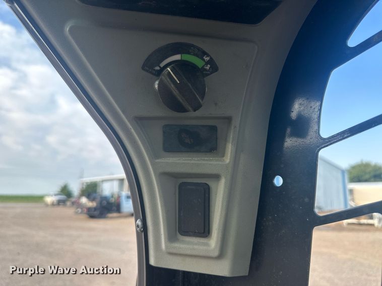 image for item NM9502 2014 Caterpillar 236D  skid steer loader