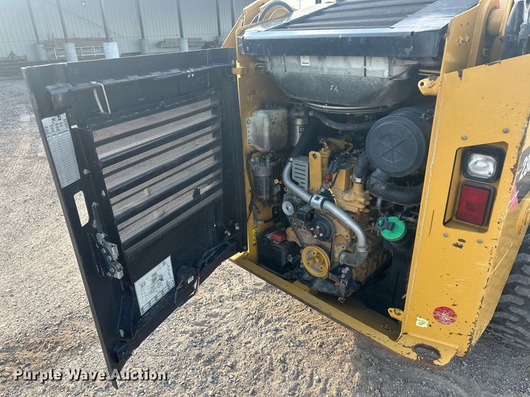 image for item NM9502 2014 Caterpillar 236D  skid steer loader