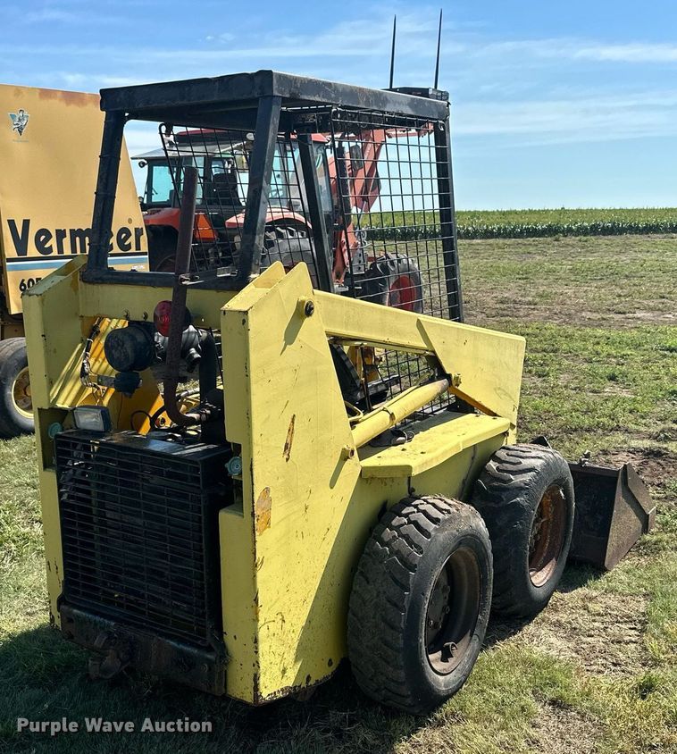 image for item NP9973 Mustang 441  skid steer loader