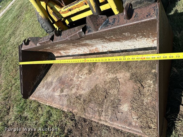 image for item NP9973 Mustang 441  skid steer loader