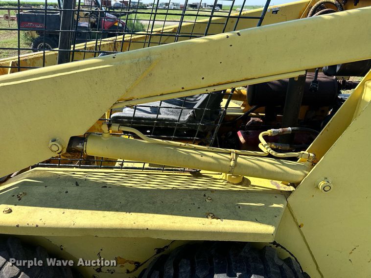 image for item NP9973 Mustang 441  skid steer loader