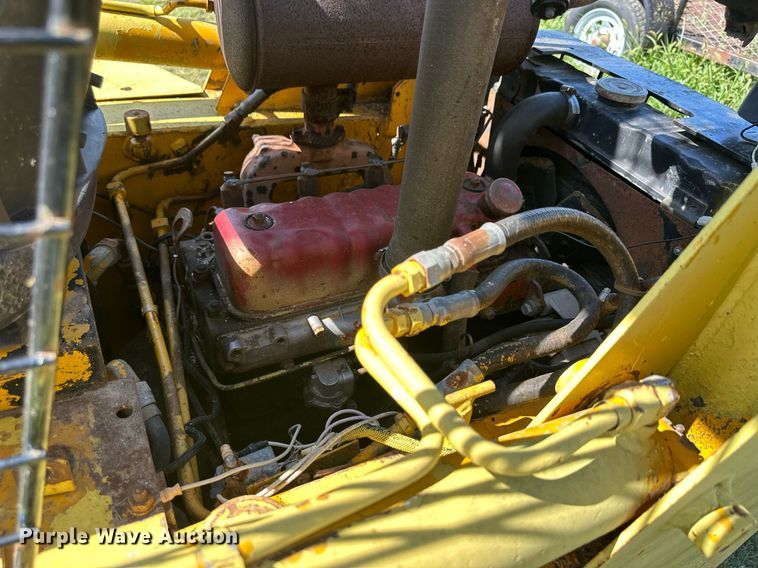 image for item NP9973 Mustang 441  skid steer loader