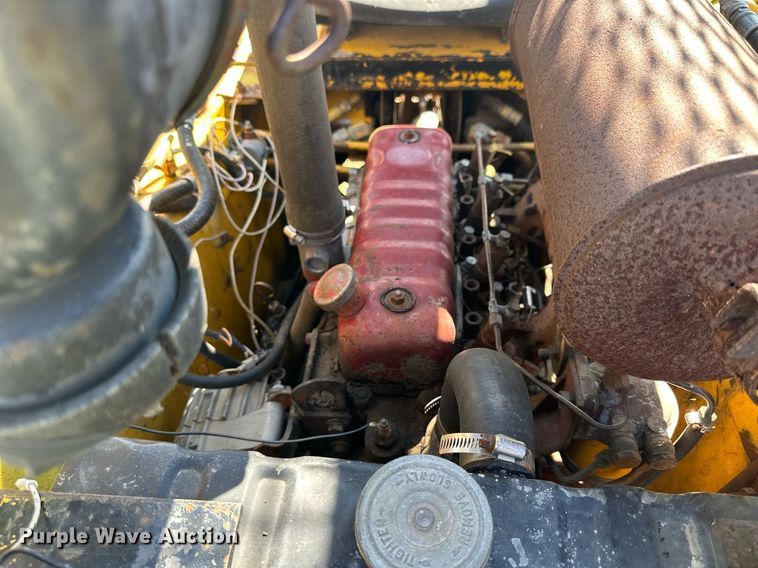 image for item NP9973 Mustang 441  skid steer loader