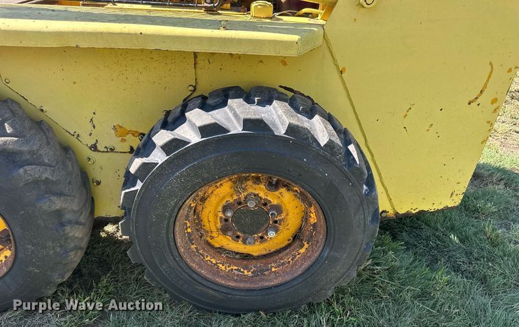 image for item NP9973 Mustang 441  skid steer loader