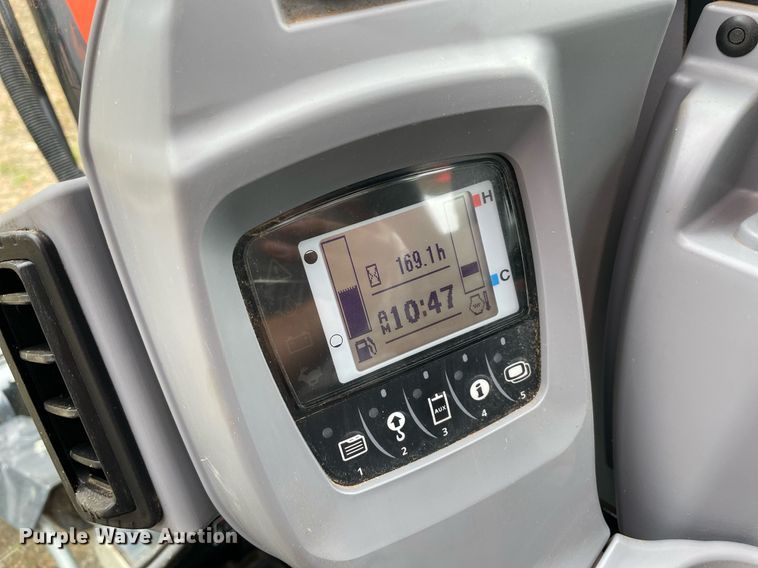 image for item NT9467 2022 Kubota KX080-4S2  mini excavator