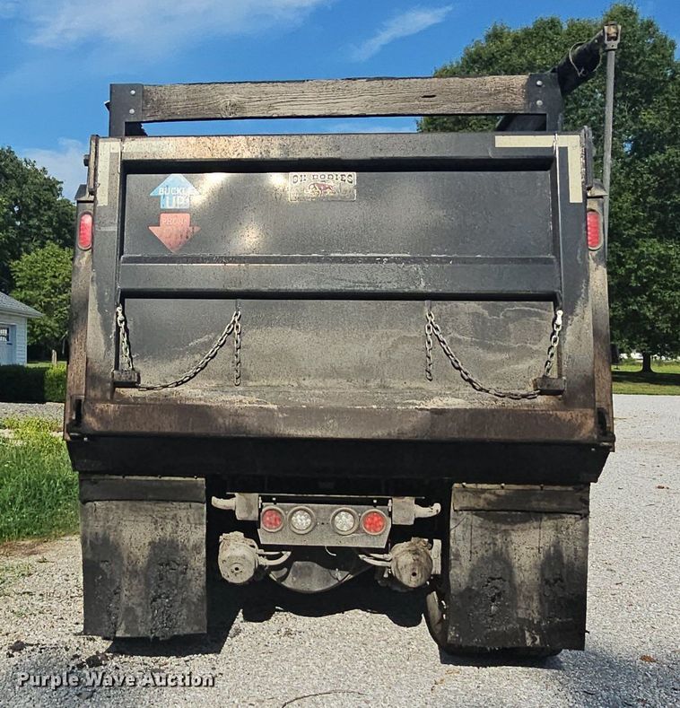 image for item NT9898 2007 Kenworth T800  dump truck