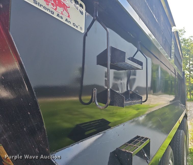 image for item NT9898 2007 Kenworth T800  dump truck