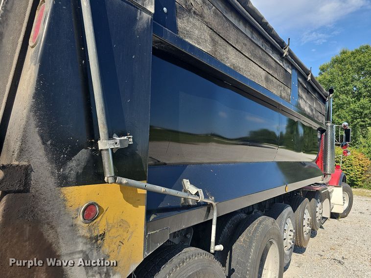 image for item NT9898 2007 Kenworth T800  dump truck