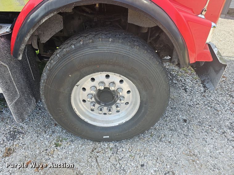 image for item NT9898 2007 Kenworth T800  dump truck