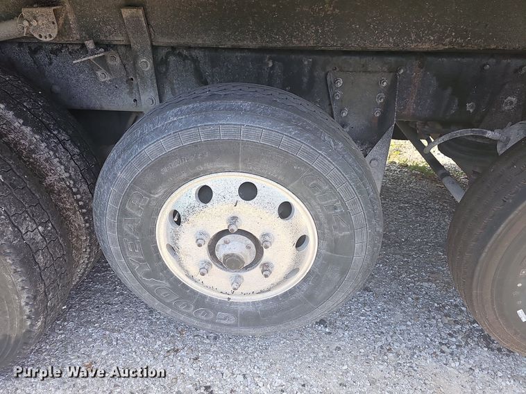 image for item NT9898 2007 Kenworth T800  dump truck