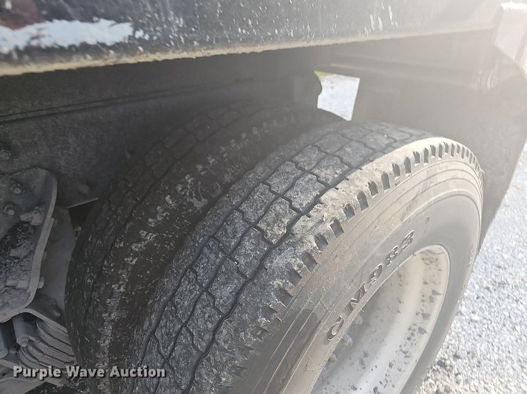 image for item NT9898 2007 Kenworth T800  dump truck