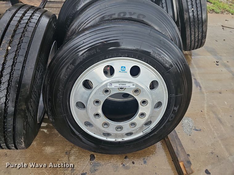 image for item NT9900 (6) 245/75R22.5 tires and wheels