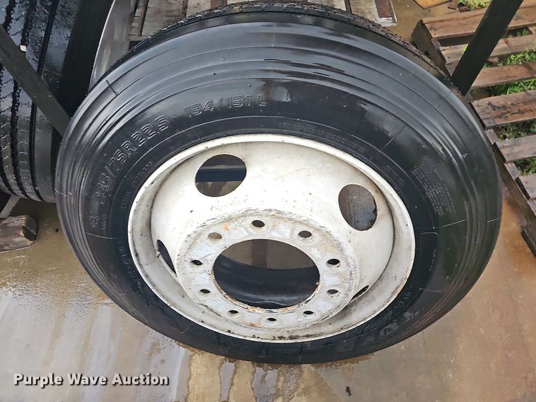 image for item NT9900 (6) 245/75R22.5 tires and wheels