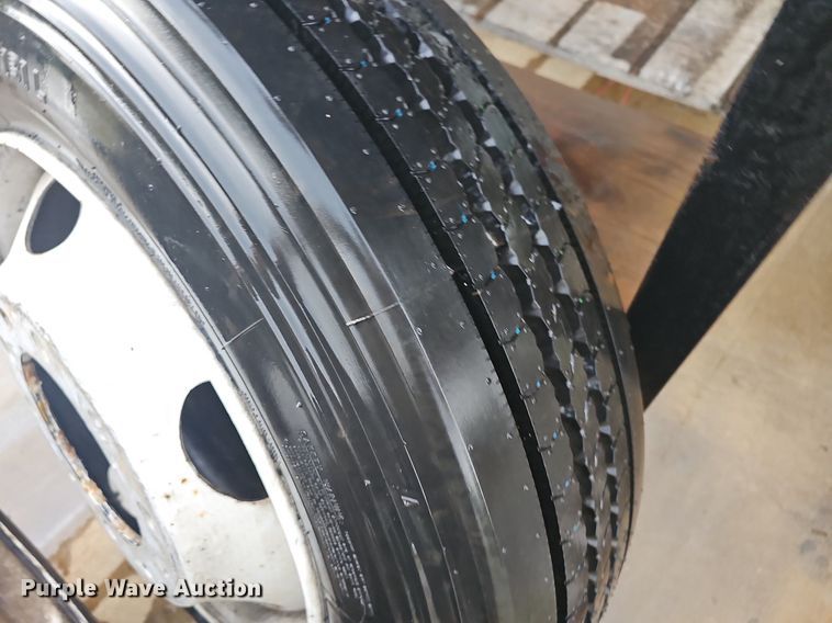 image for item NT9900 (6) 245/75R22.5 tires and wheels