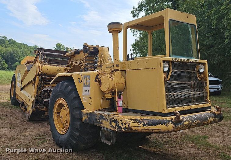 image for item NT9904 1976 Caterpillar 613B  elevating scraper