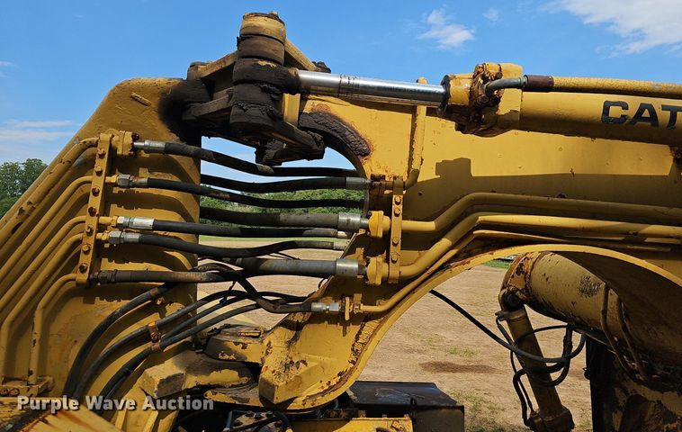 image for item NT9904 1976 Caterpillar 613B  elevating scraper
