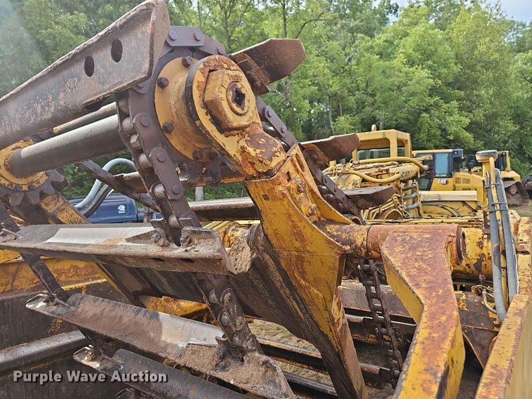 image for item NT9904 1976 Caterpillar 613B  elevating scraper