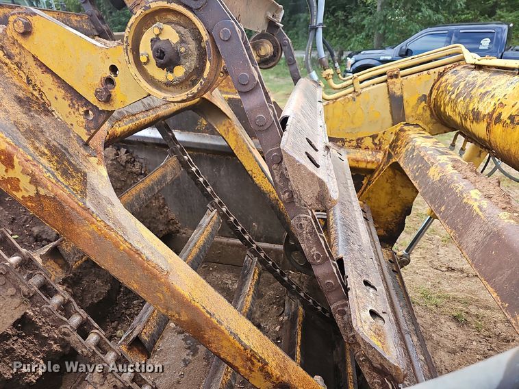 image for item NT9904 1976 Caterpillar 613B  elevating scraper