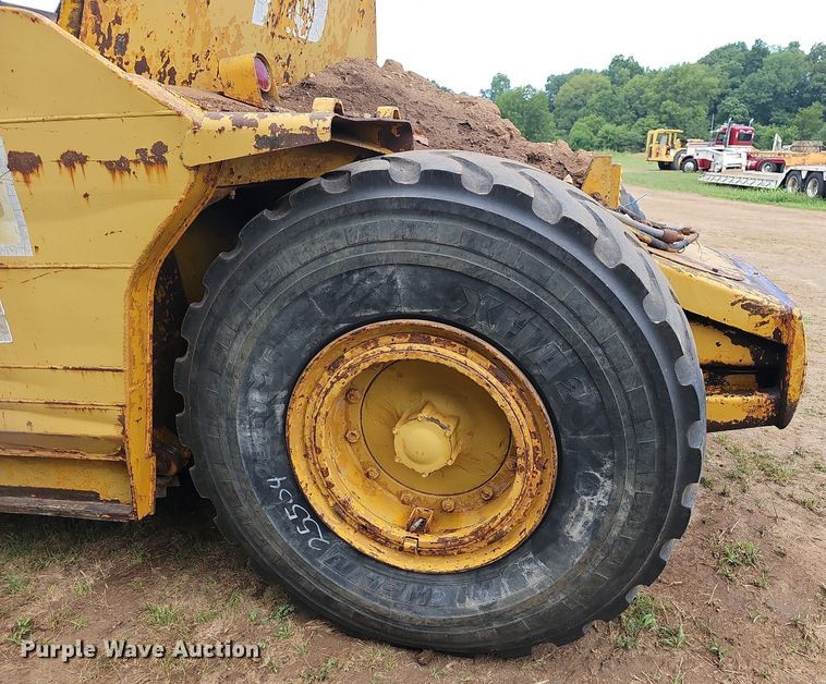 image for item NT9904 1976 Caterpillar 613B  elevating scraper