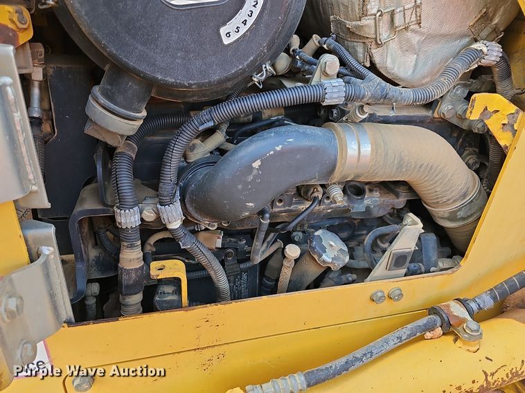 image for item NT9905 2013 Komatsu D39PX-22  dozer