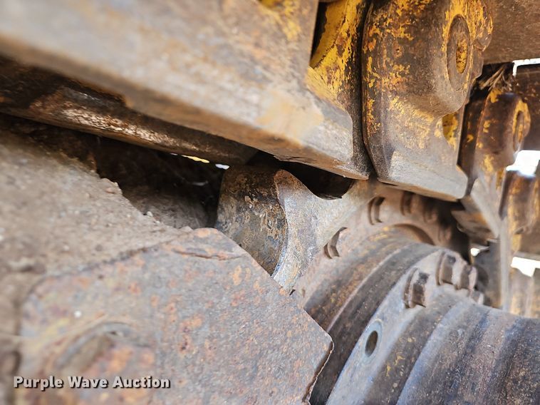 image for item NT9905 2013 Komatsu D39PX-22  dozer