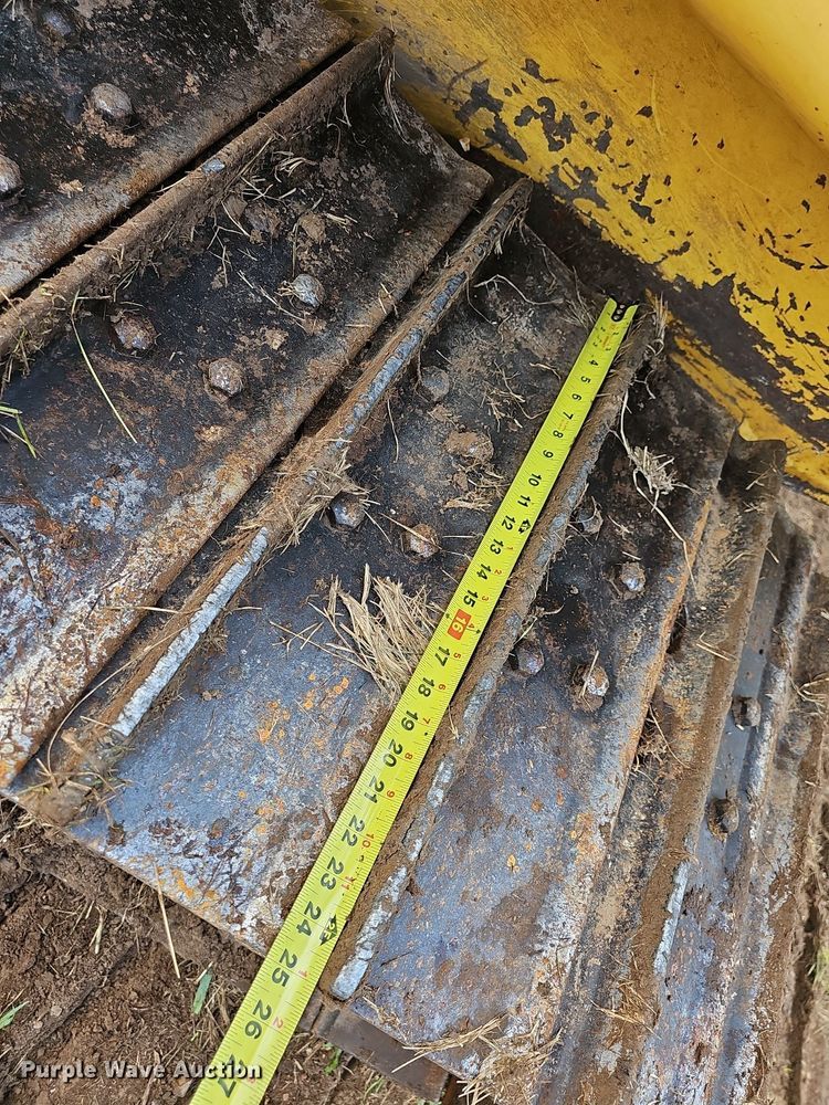 image for item NT9905 2013 Komatsu D39PX-22  dozer