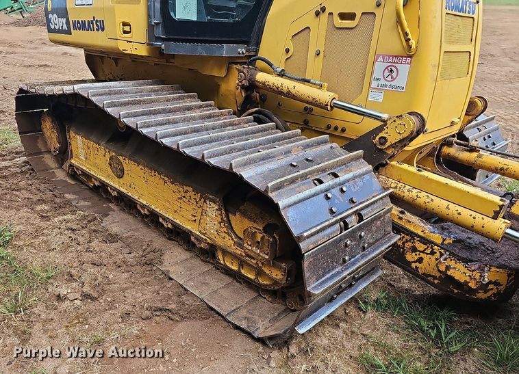 image for item NT9905 2013 Komatsu D39PX-22  dozer