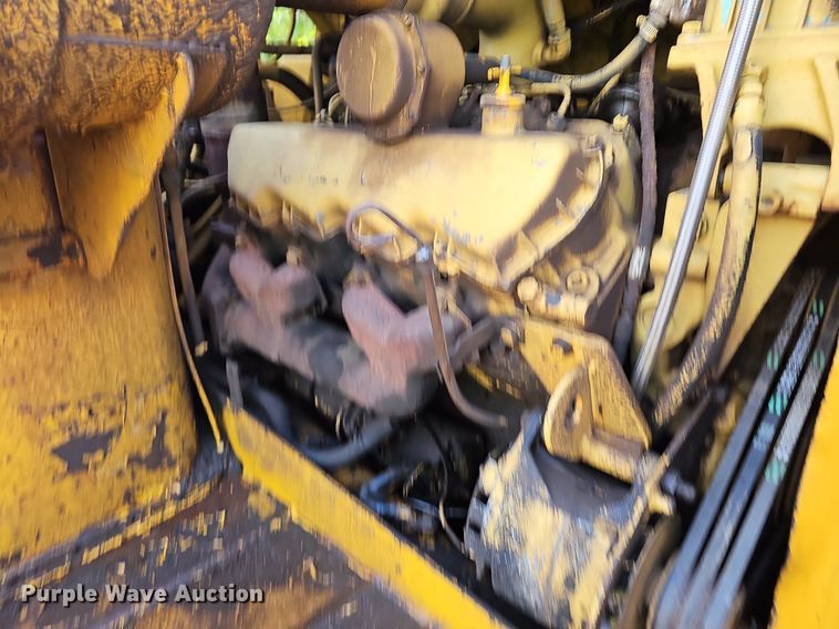 image for item NT9906 1972 Caterpillar 613  elevating scraper