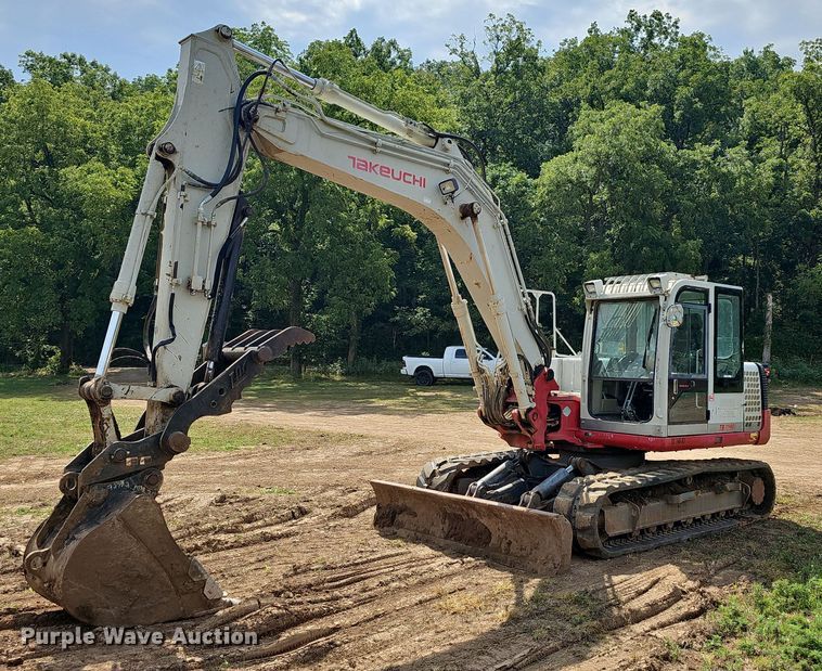 image for item NT9907 2013 Takeuchi TB1140  mini excavator