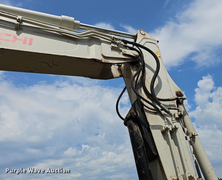 image for item NT9907 2013 Takeuchi TB1140  mini excavator