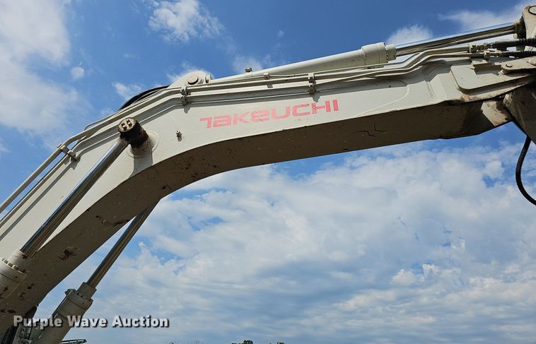 image for item NT9907 2013 Takeuchi TB1140  mini excavator