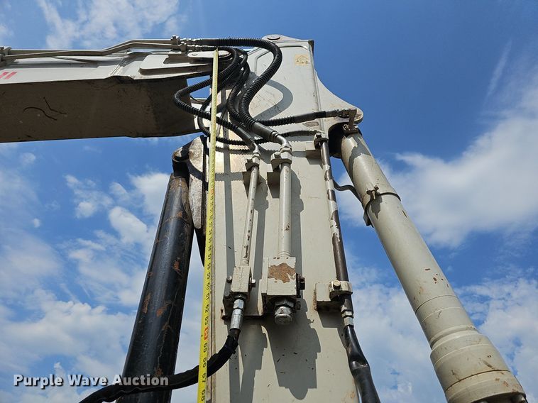 image for item NT9907 2013 Takeuchi TB1140  mini excavator