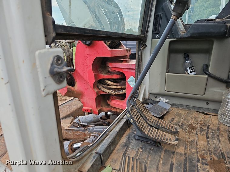 image for item NT9907 2013 Takeuchi TB1140  mini excavator