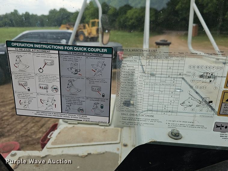 image for item NT9907 2013 Takeuchi TB1140  mini excavator