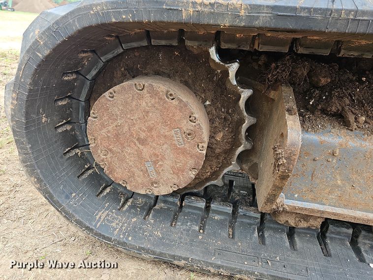 image for item NT9907 2013 Takeuchi TB1140  mini excavator