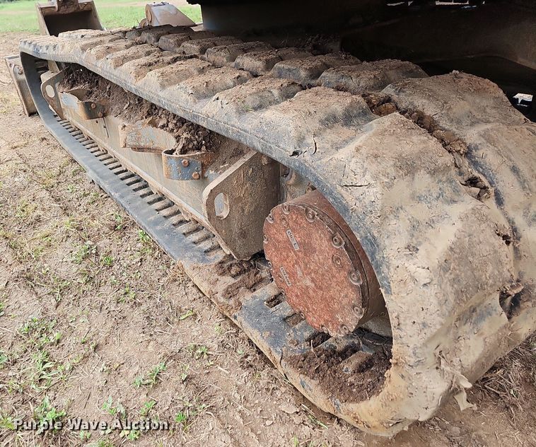 image for item NT9907 2013 Takeuchi TB1140  mini excavator