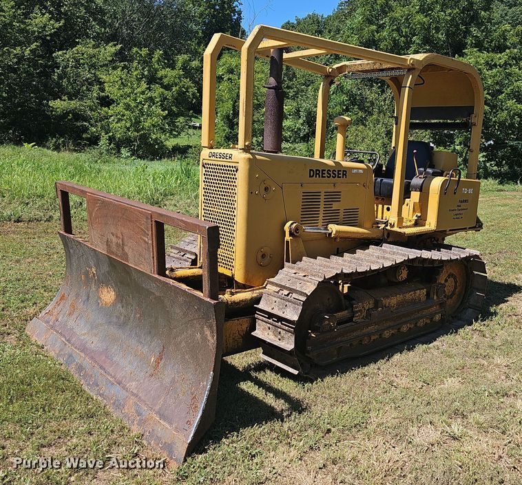 image for item NT9914 1975 Dresser TD-8E  dozer