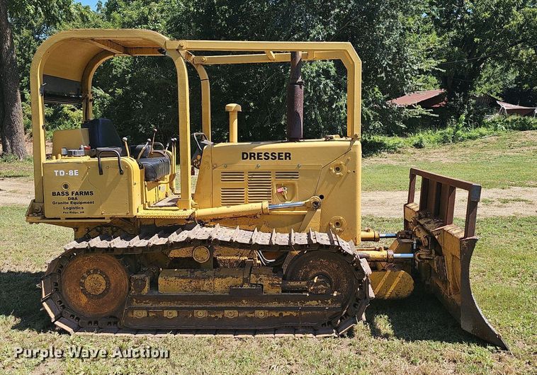 image for item NT9914 1975 Dresser TD-8E  dozer