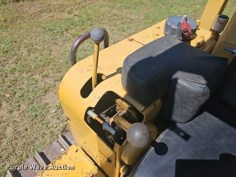 image for item NT9914 1975 Dresser TD-8E  dozer